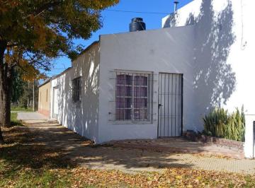 Casa · 127m² · 6 Ambientes · 1 Cochera · Venta Casa en Santo Tome