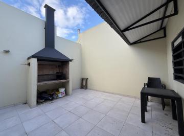 Departamento · 72m² · 3 Ambientes · Departamento de 2 Dorm. en Venta en La Plata