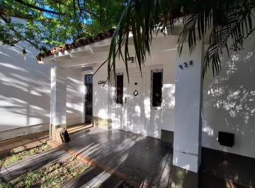 Casa · 106m² · 4 Ambientes · 1 Cochera · Casa 4 Ambientes Venta Lomas de Zamora con Parque