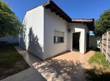 PH · 90m² · 3 Ambientes · 2 Cocheras · Casa Tipo Ph - Ituzaingó Sur