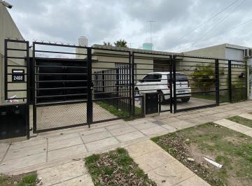 PH · 90m² · 3 Ambientes · 2 Cocheras · Casa Tipo Ph - Ituzaingó Sur