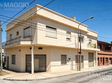 Local comercial · 79m² · Venta Local Ramos Mejia Sur