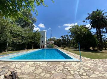 Quinta vacacional · 532m² · 5 Dormitorios · 8 Cocheras · Venta Casa Quinta, Francisco Alvarez