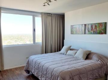 Departamento · 193m² · 5 Ambientes · 1 Cochera · Inigualable Piso en Pleno Centro de Banfield Este
