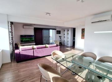 Departamento · 193m² · 5 Ambientes · 1 Cochera · Inigualable Piso en Pleno Centro de Banfield Este