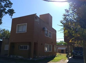 Casa · 117m² · 10 Ambientes · 1 Cochera · Casa Tipo Duplex en Barrio Cerrado Los Sauces