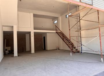 Local comercial · 85m² · 2 Ambientes · Alquiler Local Comercial Ideal Deposito con Entrepiso en Escobar
