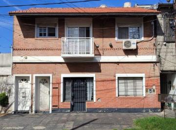 PH de 2 ambientes, Tres de Febrero · Departamento PH en Venta Caseros