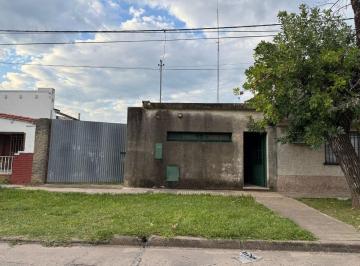 Bodega-Galpón · 81m² · Venta Local/oficina a Refaccionar con Galpon