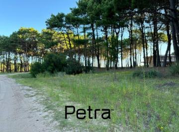 Terreno · 915m² · Terreno en Venta en Villarobles Barrio Brisas