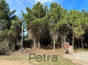 Terreno · 941m² · Terreno en Barrio Golf II Costa Esmeralda