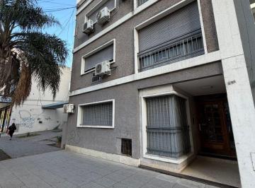 Departamento de 2 ambientes, Lomas de Zamora · Departamento 2 Ambientes con Balcón