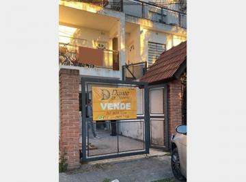 PH · 30m² · 2 Ambientes · 1 Cochera · PH en Venta en Villa Luzuriaga