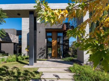 Casa de 1 ambiente, Mendiolaza · Estancia El Terrón | Casa 3 Dorm. | Fondo Golf