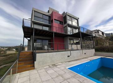 Casa · 321m² · 6 Ambientes · 4 Cocheras · Casa 3 Dorm con Vista Al Lago Villa Carlos Paz