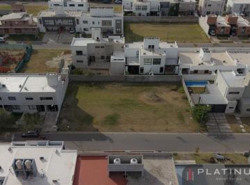 Terreno · 360m² · Lote Central Apto Duplex 360 m² - San Ignacio Village
