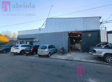 Bodega-Galpón · 680m² · Galpón en Alquiler en Quilmes Oeste