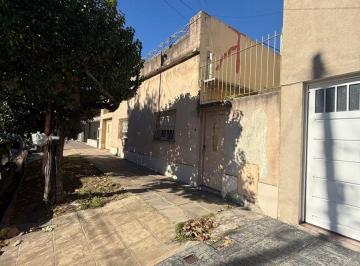 Casa de 4 ambientes, La Matanza · Casa 4 Amb. con Garage 2 Autos Sobre Lote Propio en R. Mejia: