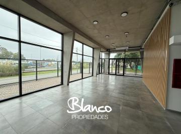 Local comercial · 200m² · 1 Cochera · Local en Alquiler en Don Torcuato, Tigre, G. B. a. Zona Norte