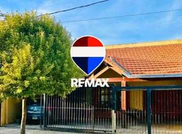 Casa · 140m² · 5 Ambientes · 3 Cocheras · Casa en Venta Tres Cerritos de 3 Dorm.