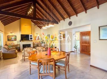 Casa · 175m² · 5 Ambientes · 4 Cocheras · Venta - Casa Sobre Una Planta en golfer'S Country Club - Pilar