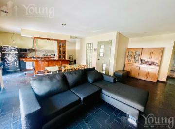 PH · 114m² · 5 Ambientes · PH 4 Amb con Patio y Terraza en Wilde Centro!