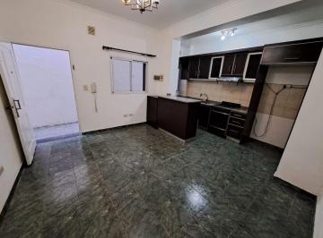PH · 47m² · 3 Ambientes · PH 3 Ambientes Venta Caseros Patio