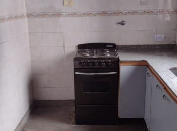 Departamento de 2 ambientes, Parque Chacabuco · Hermoso Dpto 2 Amb. Parque Chacabuco.