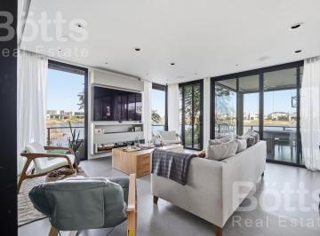 Casa · 340m² · 6 Ambientes · 2 Cocheras · Casa 6 Amb con Piscina en Venta Riberas Puertos