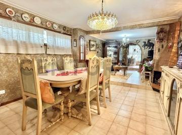 Departamento · 97m² · 4 Ambientes · Venta de PH 4 Ambientes, San Juan, Mar del Plata.