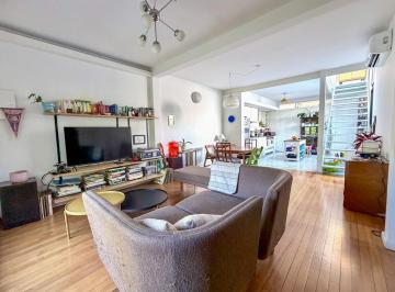 PH · 92m² · 3 Ambientes · PH 3 Ambientes y Medio Renovado en Venta con Terraza en Belgrano R