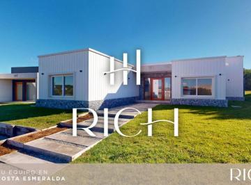 RIH-RIH-576_2 · Casa en Venta en Costa Esmeralda - a Estrenar con Gas Natural