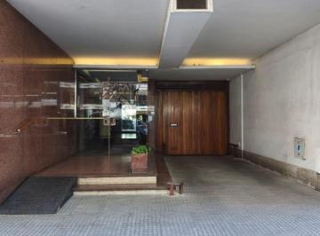 Departamento en Venta de 2 ambientes  · Comodo 2 Ambientes, Apto Profesional, en Av Cnel Diaz y Av del Libertador