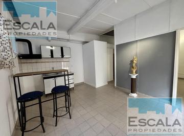 Departamento · 45m² · 2 Ambientes · Casa Interna de Pasillo 1 Dormitorio en Alquiler