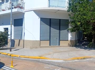 Local comercial · 60m² · 1 Ambiente · Local en Esquina 60 m 2
