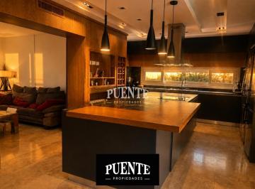 Casa · 430m² · 7 Ambientes · Casa - Saint Thomas Este