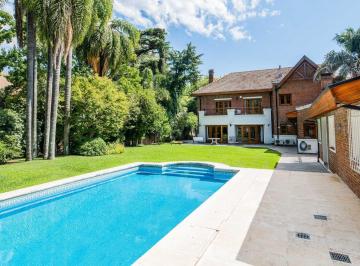 Casa · 561m² · 5 Ambientes · 2 Cocheras · Espectacular E Impecable Casa en Martinez, Vias a Libertador