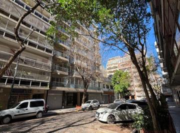 Departamento de 4 ambientes, Almagro · Semipiso 4 Ambientes + Dep. Serv + Espacio Guardacoche. Frente. Amplio Balcon *apto Credito *