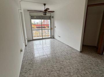Departamento de 2 ambientes, Córdoba · Alquilo Dpto 1 Dormitorio Velez Sarfield 621