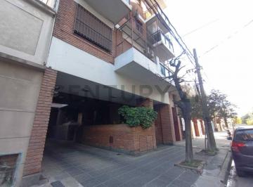 Departamento · 57m² · 3 Ambientes · 1 Cochera · Departamento de 3 Ambientes con Balcón y Cochera en El Corazón de Ramos Mejía.