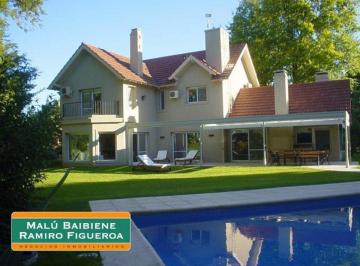 Casa de 8 ambientes, Pilar · Tortugas C. C - Venta - Importante Casa en Muy Buena Ubicacion