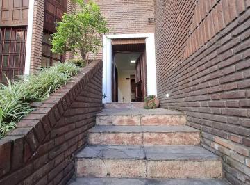 Casa · 6 Dormitorios · Casa - Barrio Norte