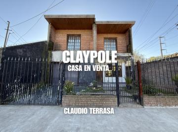 Casa · 140m² · 4 Ambientes · 2 Cocheras · Casa en Venta en Claypole