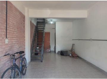 PH · 83m² · 3 Ambientes · 1 Cochera · Venta PH 3 Ambientes con Cochera en 2 Plantas