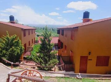 Casa · 459m² · 20 Ambientes · 1 Cochera · Venta Dos Casas y Cuatro Duplex Siquiman