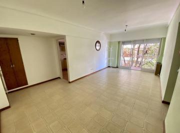 Departamento · 70m² · 3 Ambientes · 1 Cochera · Depto 3 Amb con Cochera - Centro de San Martin