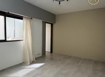 Departamento de 2 ambientes, Recoleta · Oportunidad Inversión | 2 Amb. Reciclado | Junín y Av Córdoba