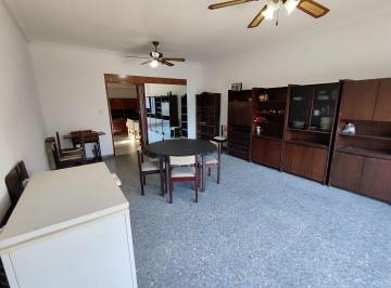 WER-WER-1847_2 · 3 Ambientes con Patio y Balcon en San Martin Centro
