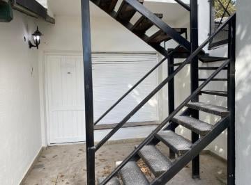 Departamento · 60m² · 2 Dormitorios · PH en Alquiler, Andalgalá 1324 Ituzaingó