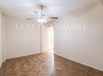 Departamento · 32m² · 2 Ambientes · Venta 2 Ambientes a Refaccionar Gran Potencial | Lavadero Independiente
